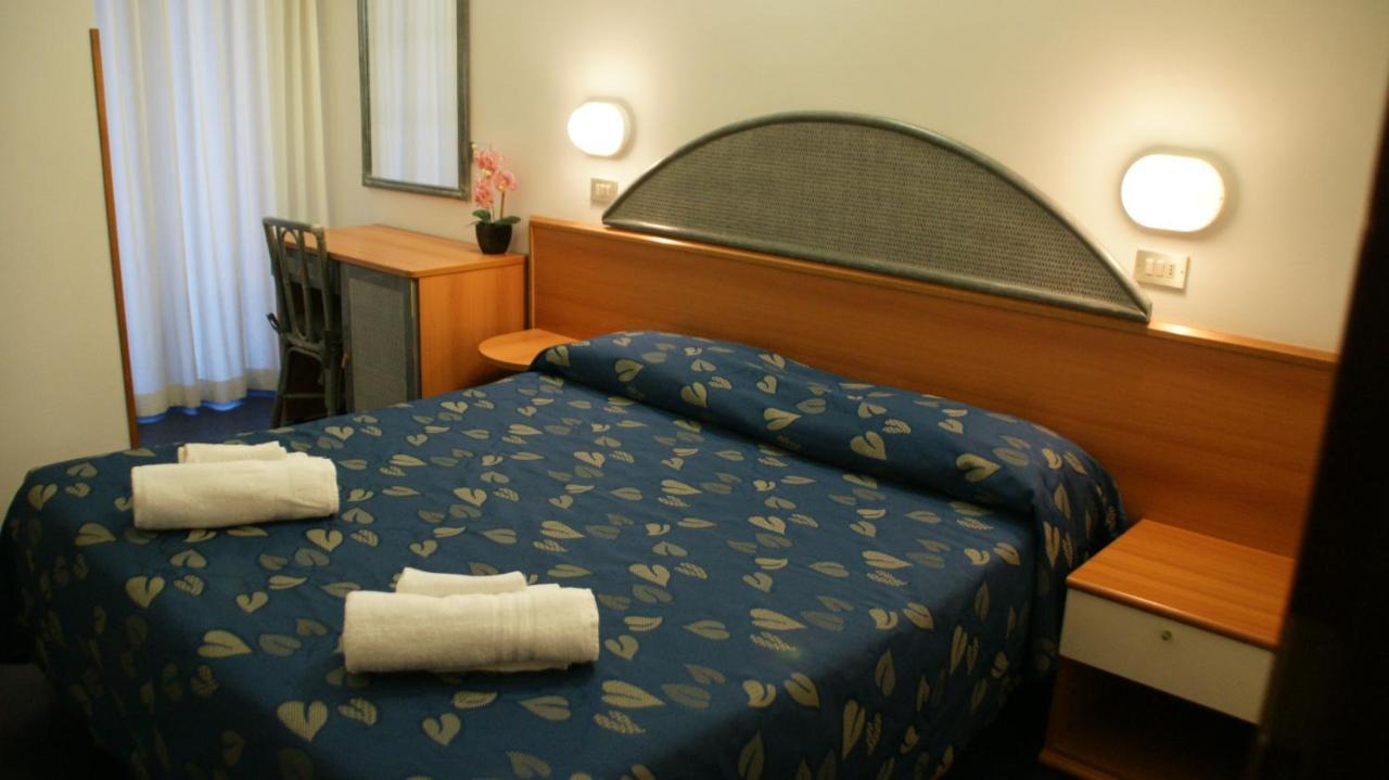 Hotel Verudella Rimini Luaran gambar