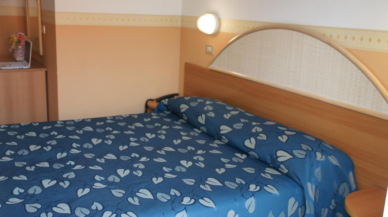Hotel Verudella Rimini Luaran gambar
