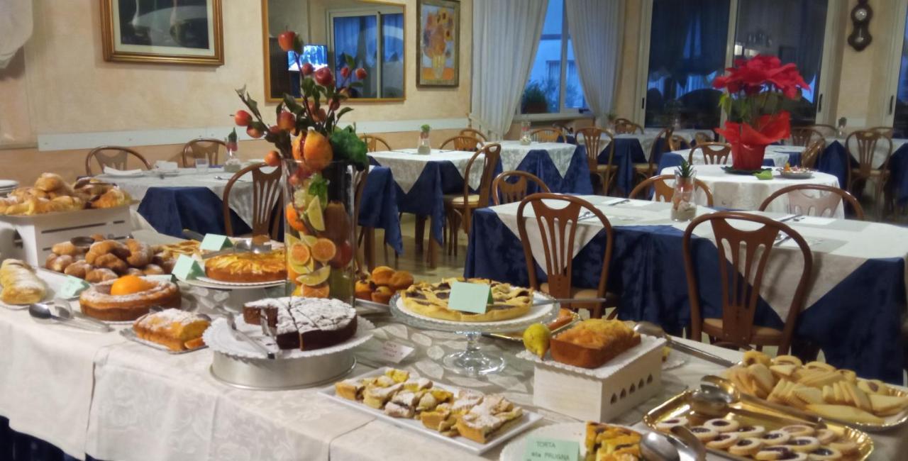 Hotel Verudella Rimini Luaran gambar